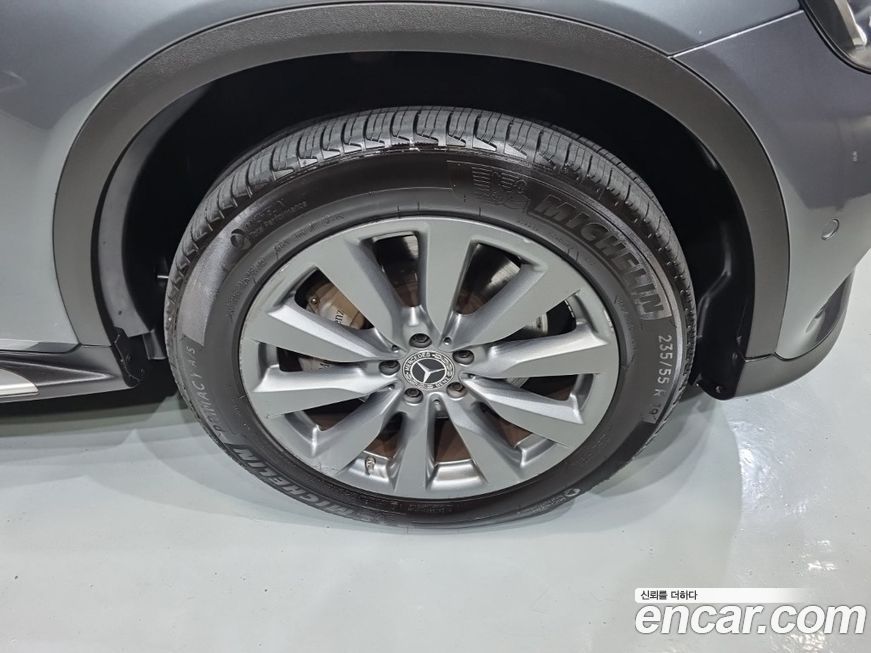 Mercedes-Benz GLC-Class 2019