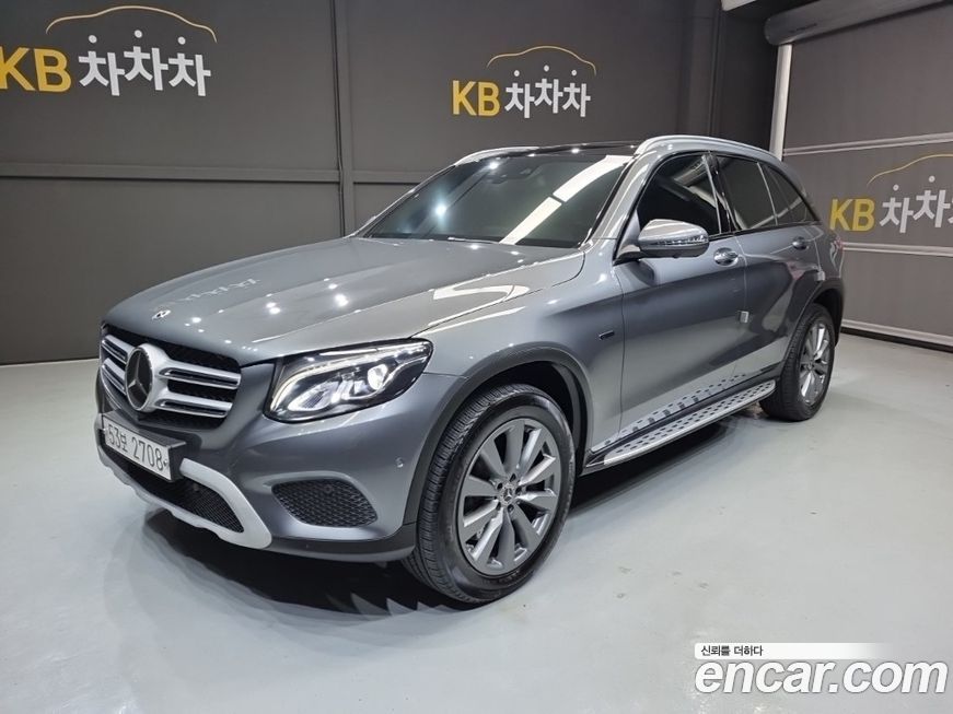 Mercedes-Benz GLC-Class 2019