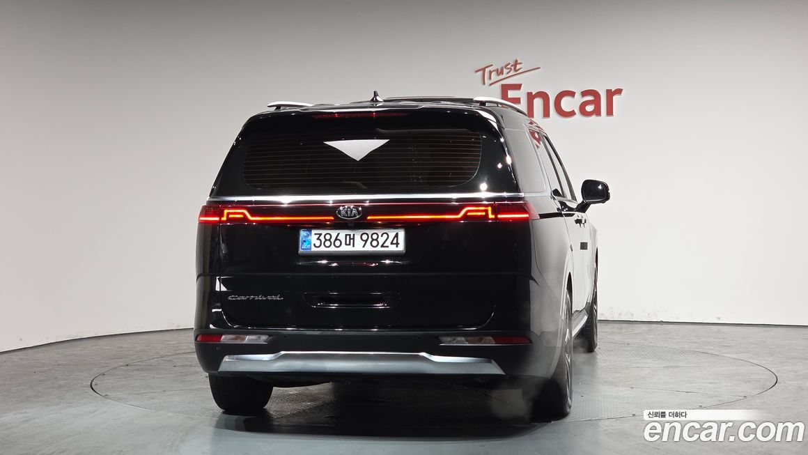 Kia Canival 2021