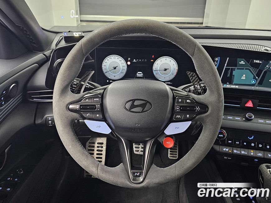 Hyundai AVANTE 2024