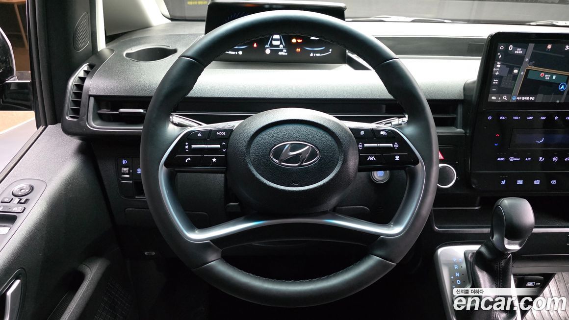 Hyundai Staria 2022