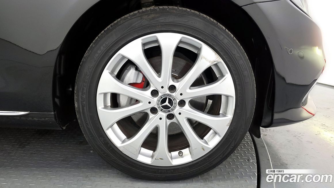 Mercedes-Benz E-Class 2018