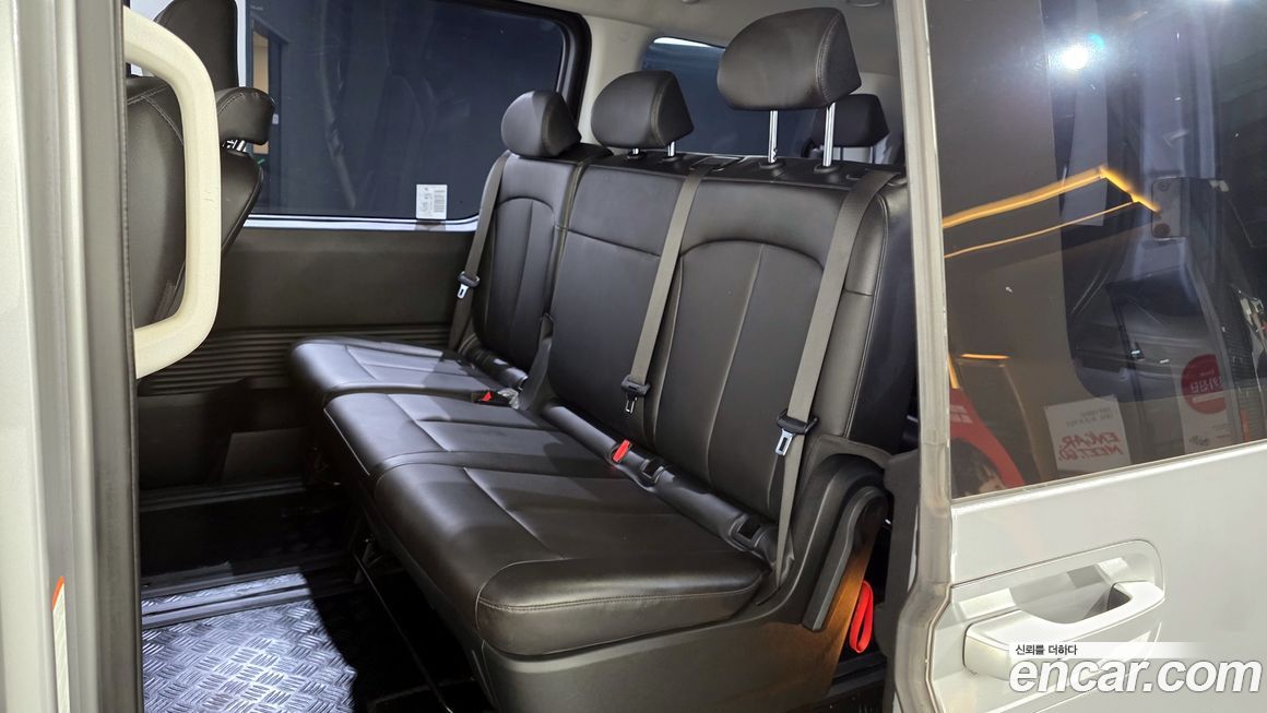 Hyundai Staria 2023