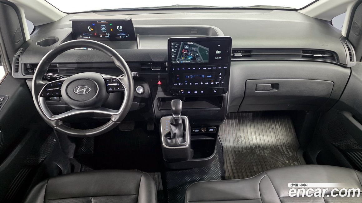 Hyundai Staria 2023