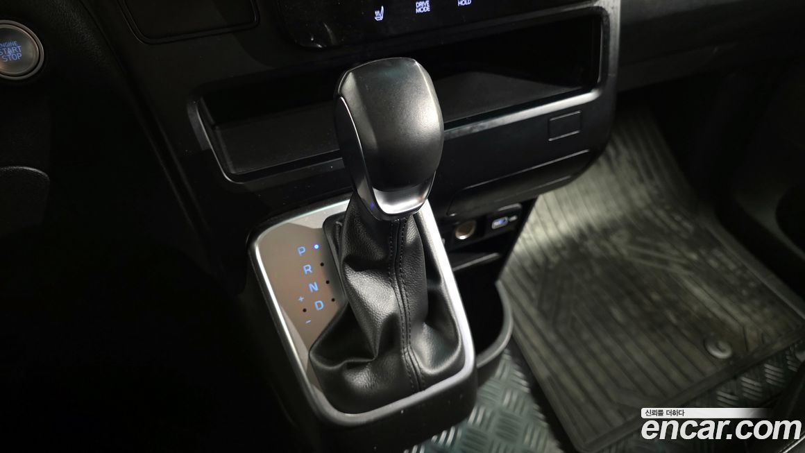 Hyundai Staria 2023