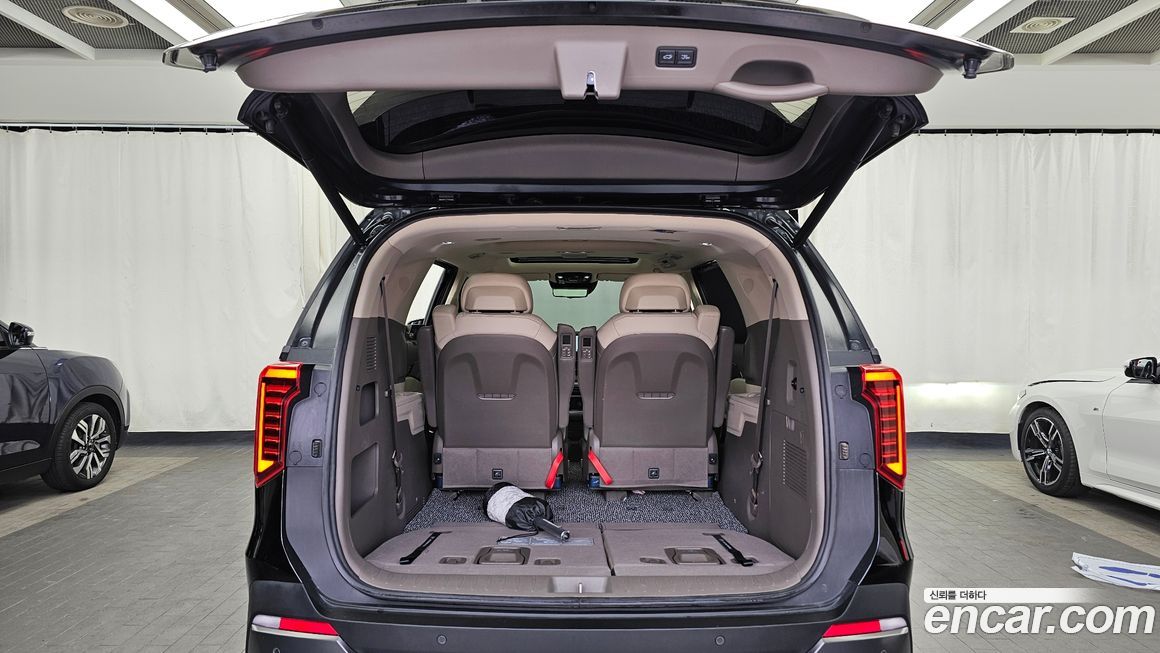 Kia Canival 2025