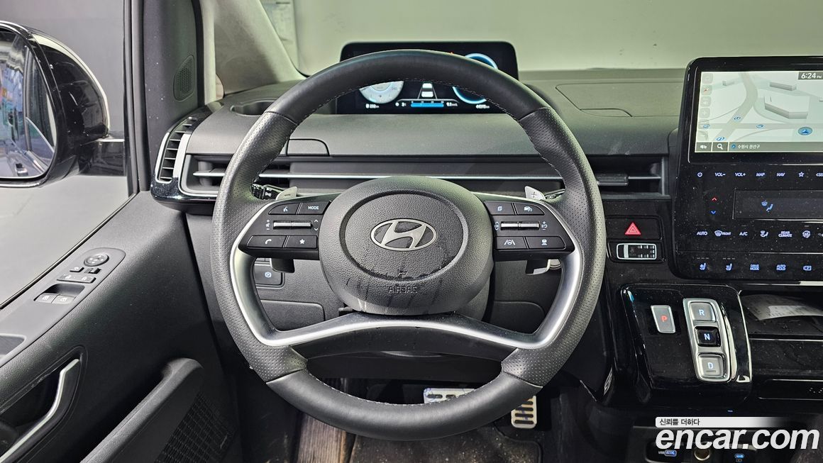 Hyundai Staria 2025