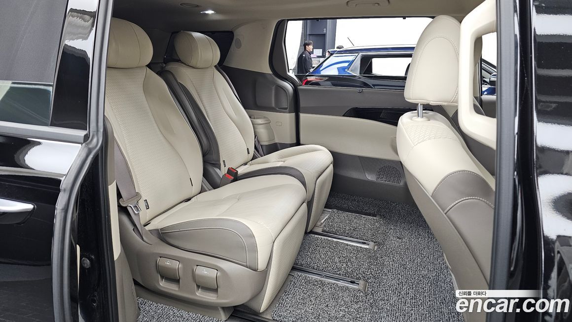 Kia Canival 2025