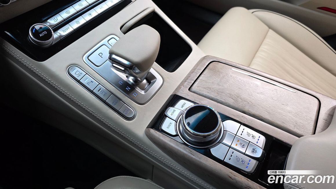 Genesis G90 2021