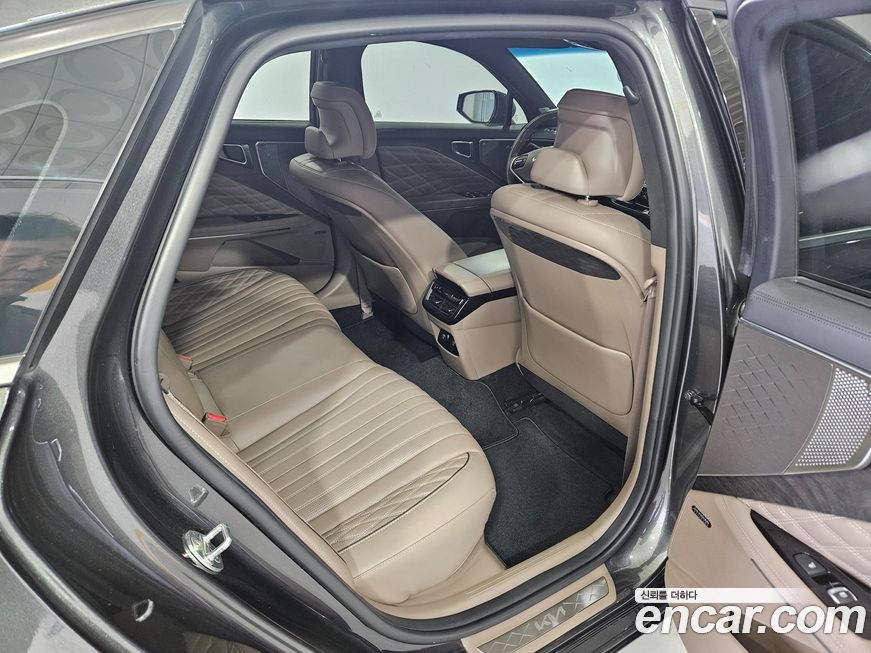 Kia K8 2023