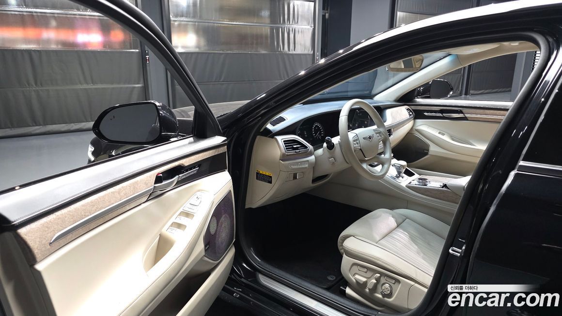 Genesis G90 2021