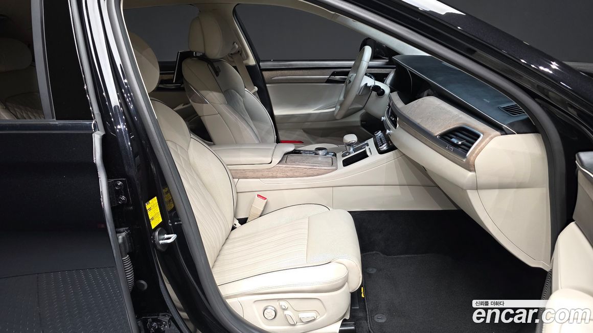 Genesis G90 2021