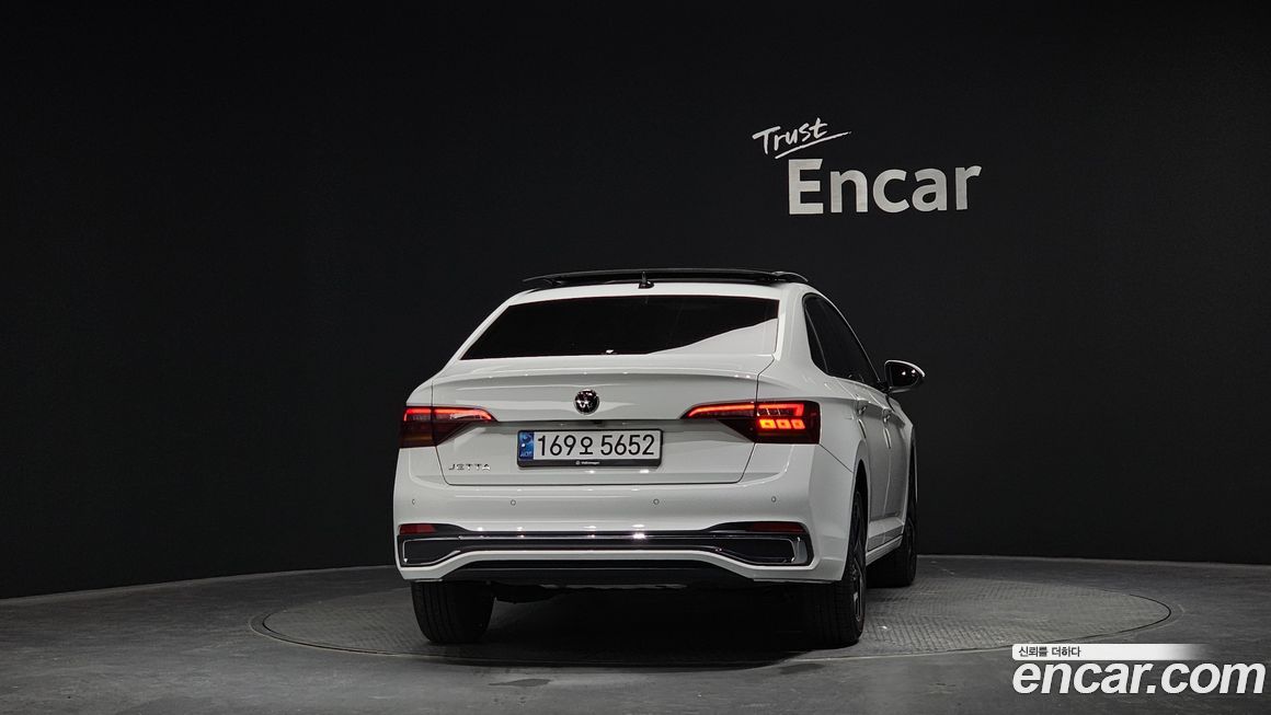 Volkswagen Jetta 2024