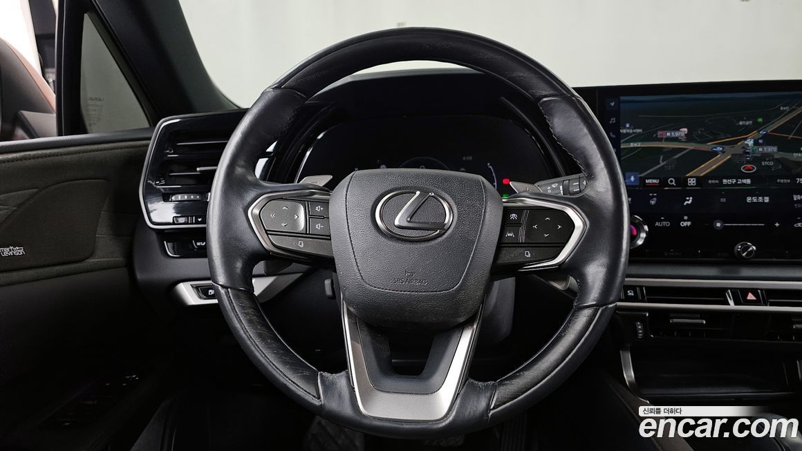 Lexus RX 2024