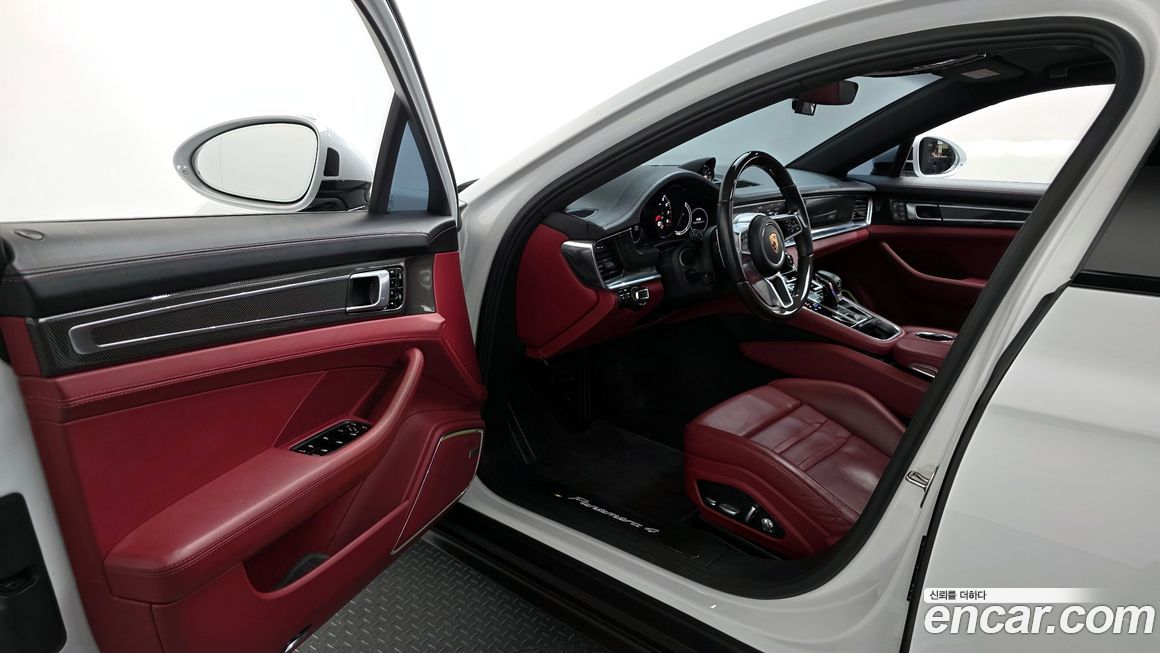 Porsche Panamera 2020