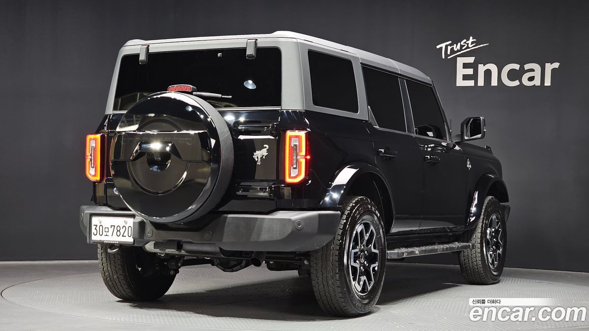 Ford Bronco 2024