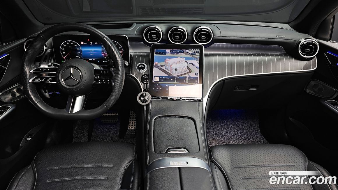 Mercedes-Benz GLC-Class 2024