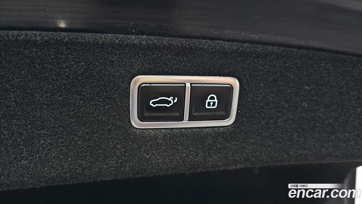 Genesis G90 2023