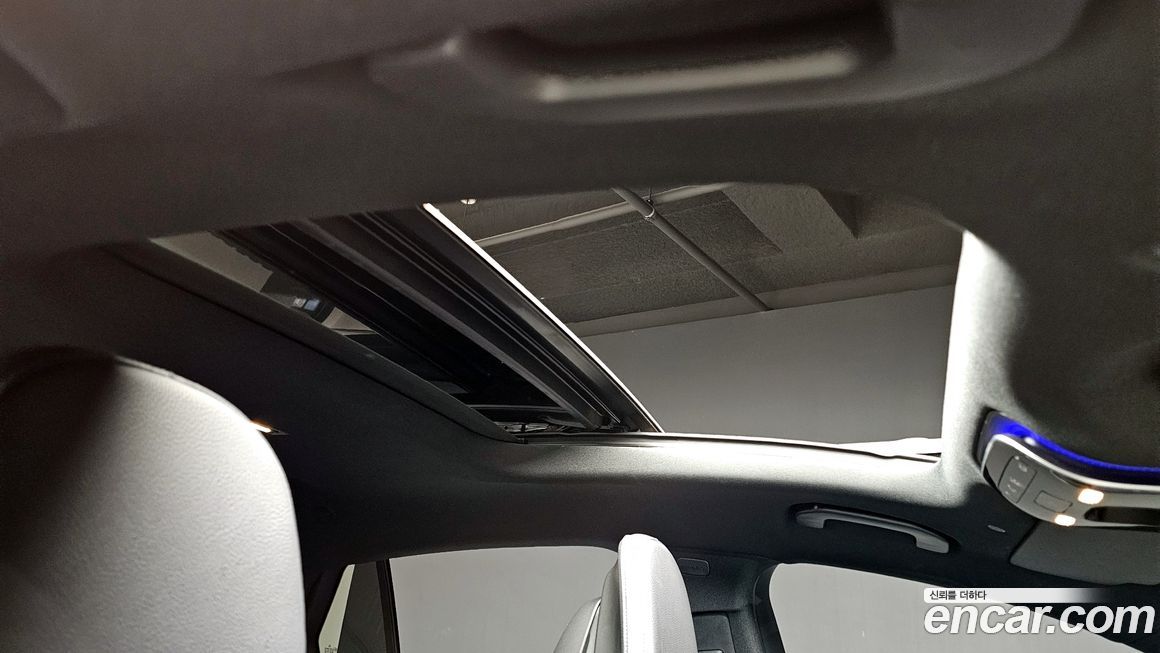 Mercedes-Benz GLC-Class 2024