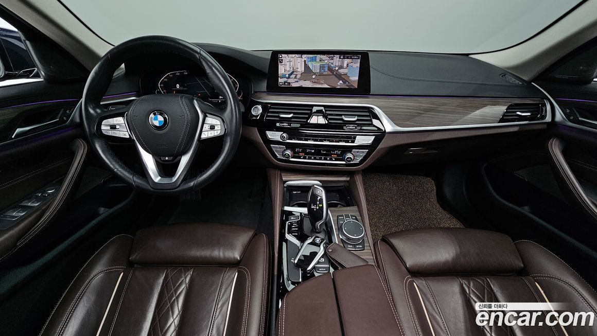 BMW 5-Series 2020