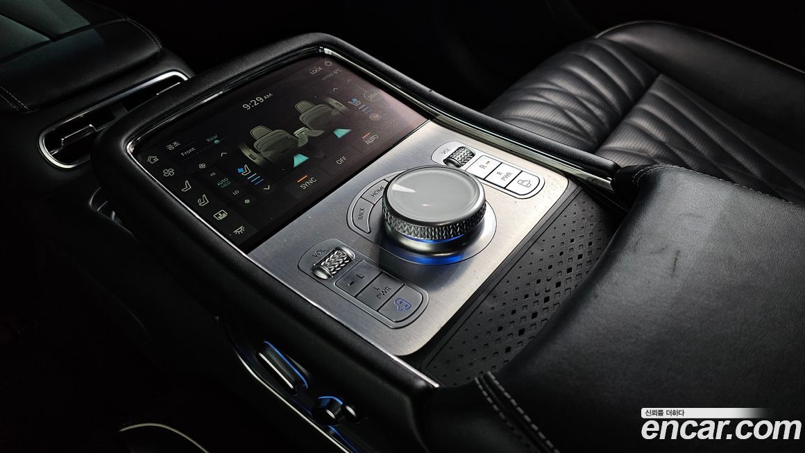 Genesis G90 2023