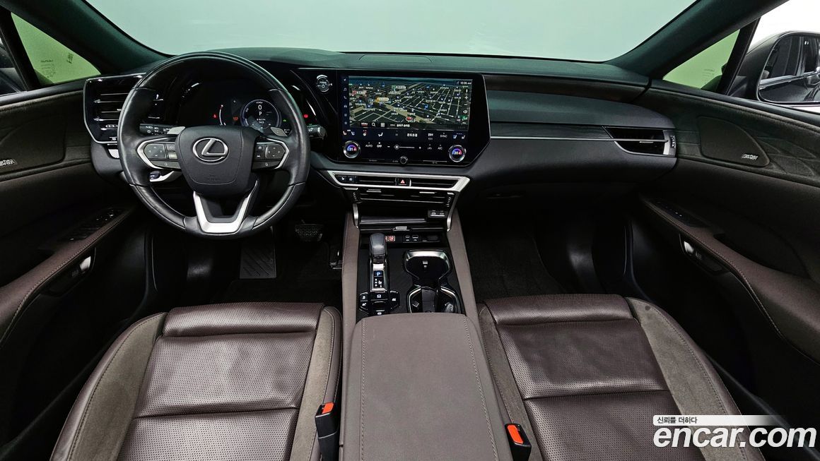 Lexus RX 2023