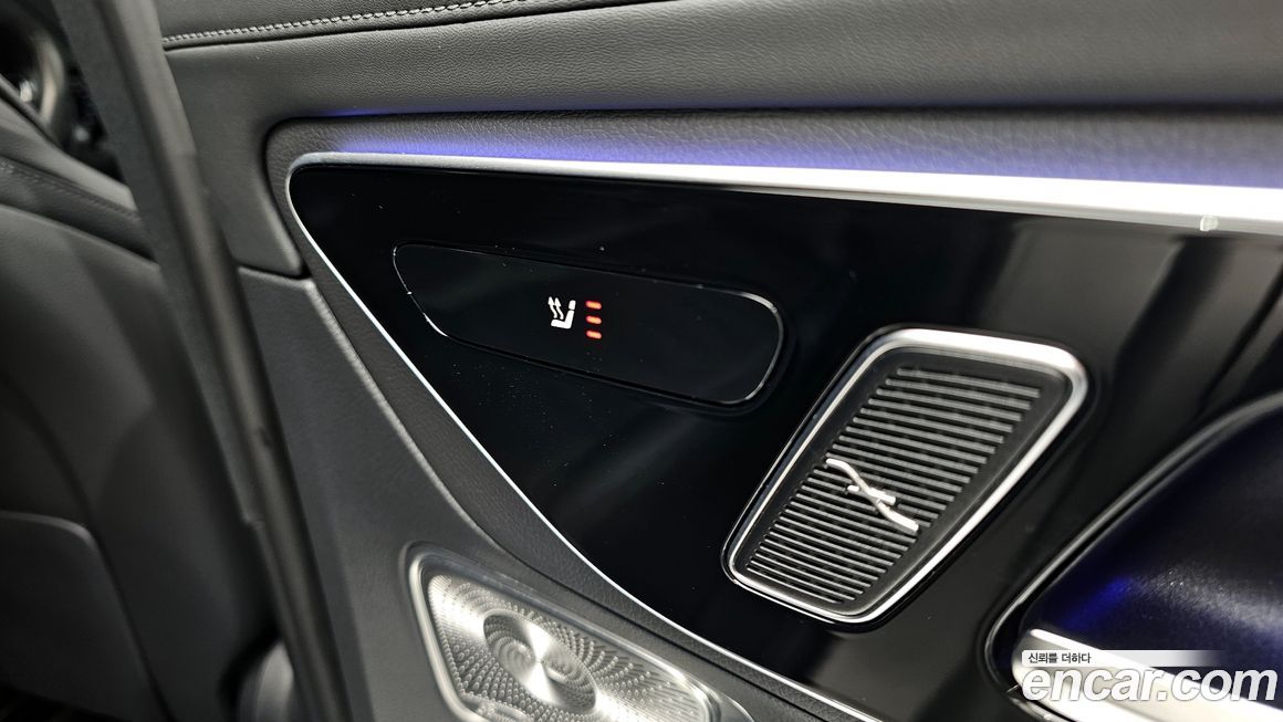 Mercedes-Benz GLC-Class 2024