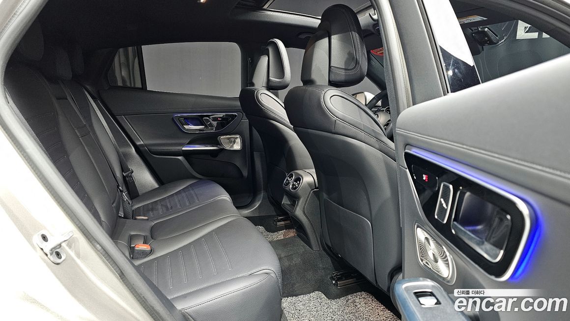 Mercedes-Benz GLC-Class 2024