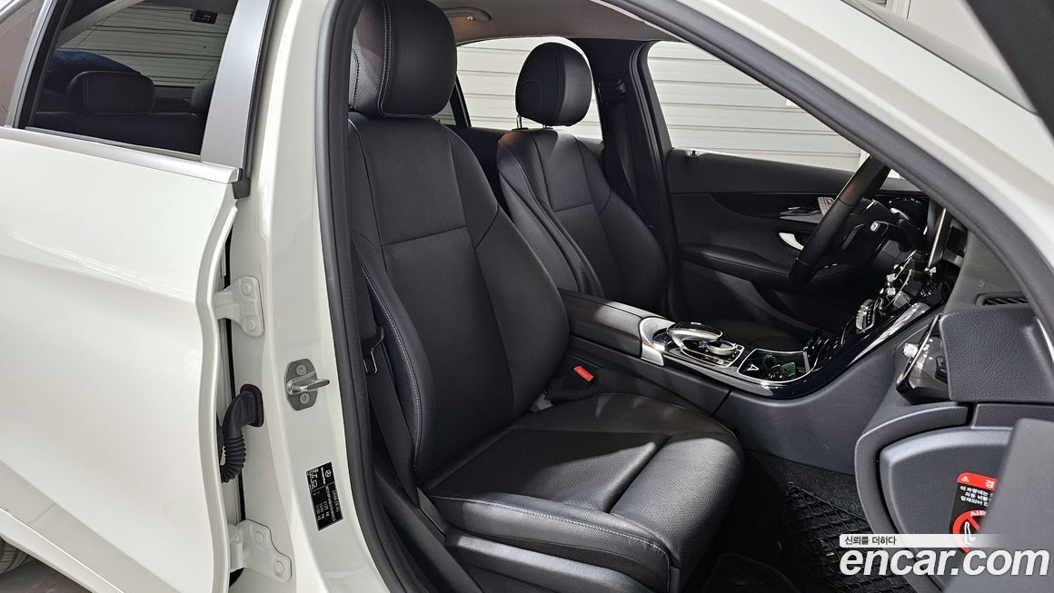 Mercedes-Benz C-Class 2019