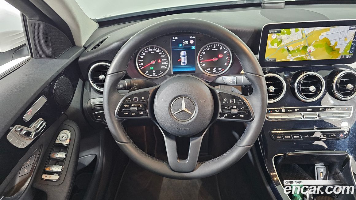 Mercedes-Benz C-Class 2019