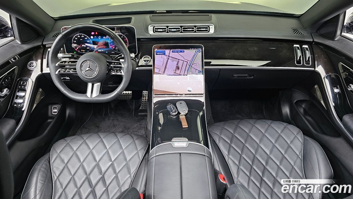 Mercedes-Benz S-Class 2024