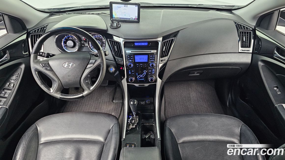 Hyundai Sonata 2010