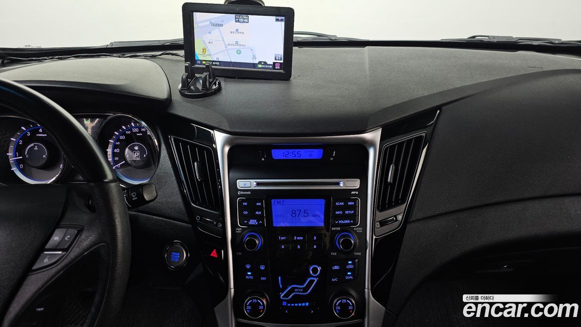 Hyundai Sonata 2010