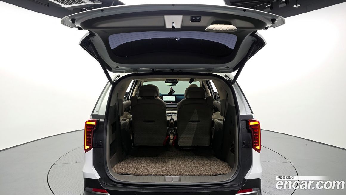 Kia Canival 2024