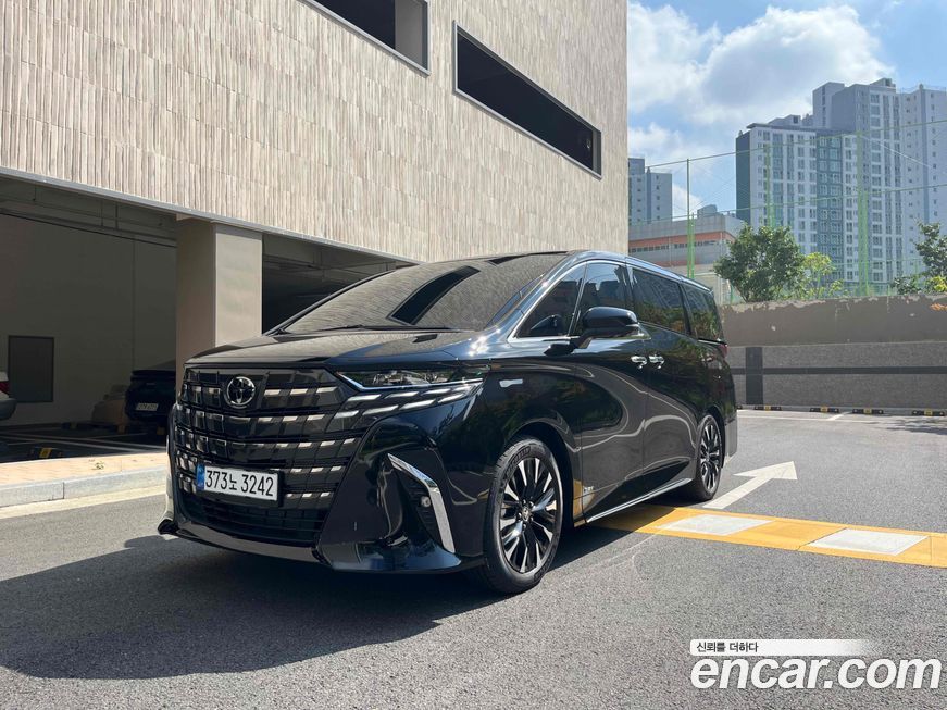 Toyota Alphard 2025