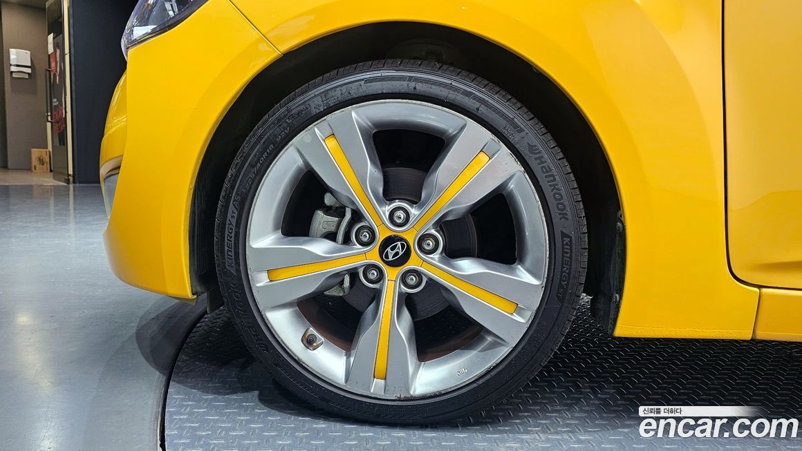 Hyundai Veloster 2014