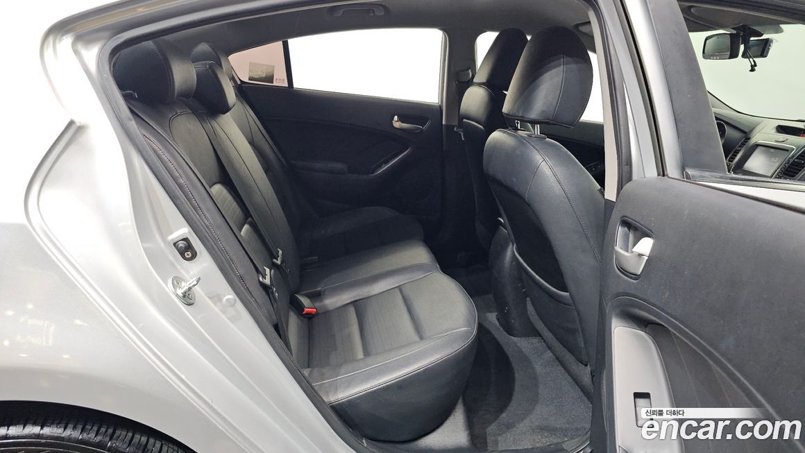 Kia K3 2017