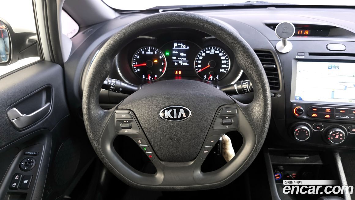 Kia K3 2016