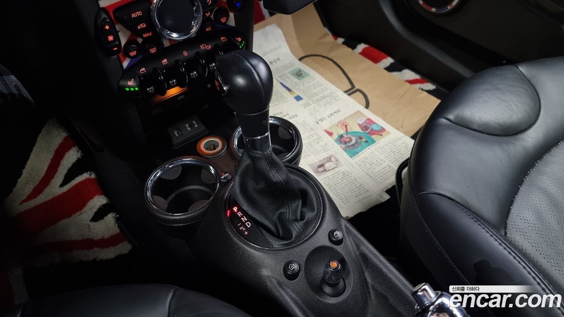 Mini Cooper Convertible 2013