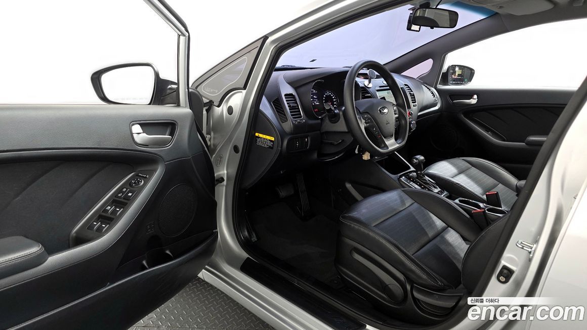 Kia K3 2016