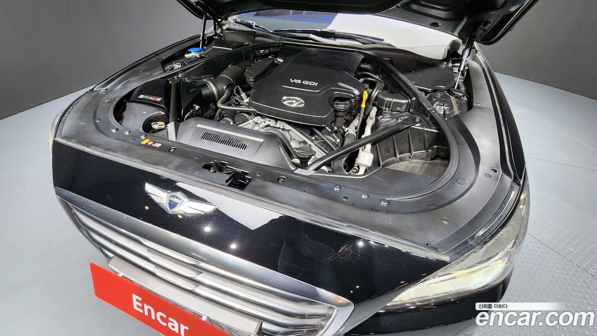 Hyundai Genesis 2014