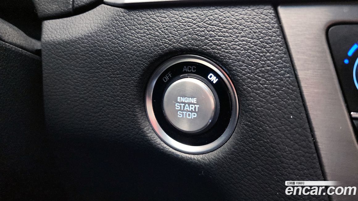 Hyundai Genesis 2014