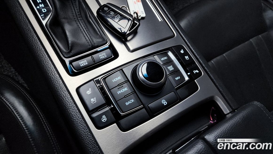 Hyundai Genesis 2014