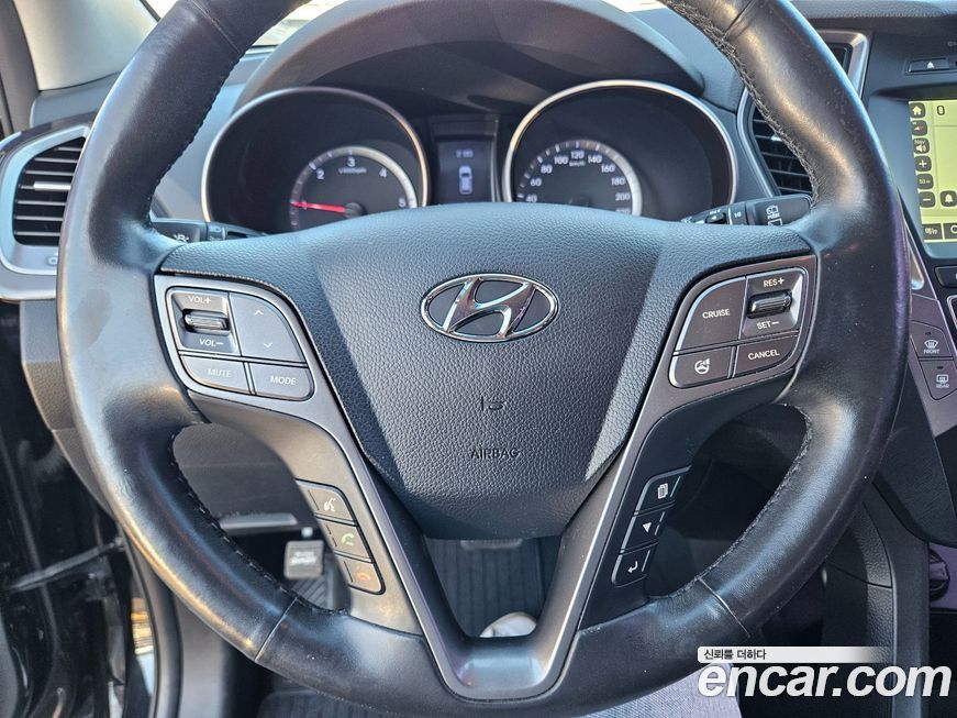 Hyundai Santafe 2015