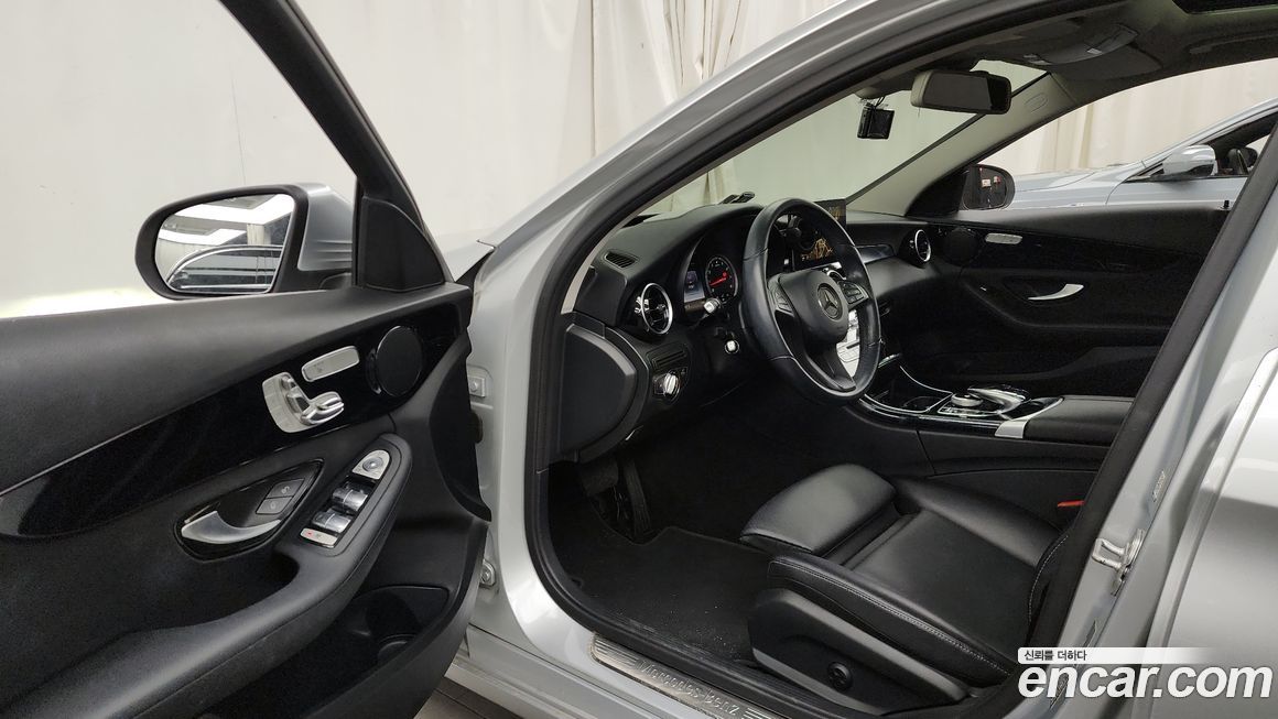 Mercedes-Benz C-Class 2016