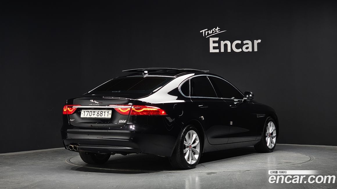 Jaguar XF 2019