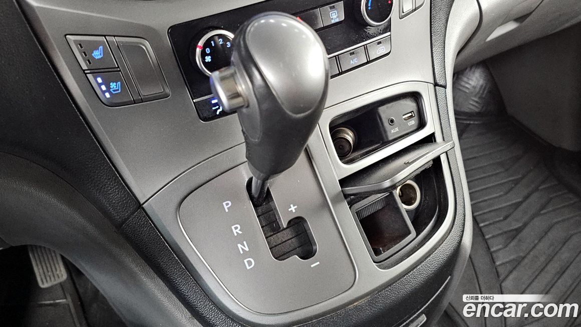 Hyundai Starex 2021