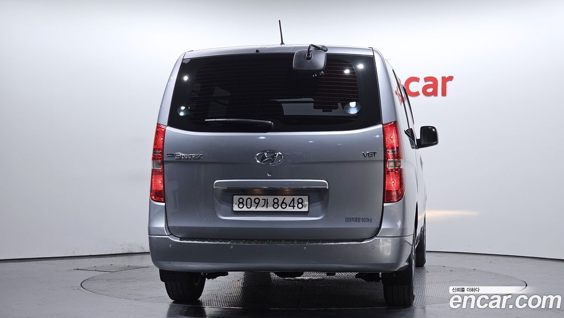 Hyundai Starex 2021
