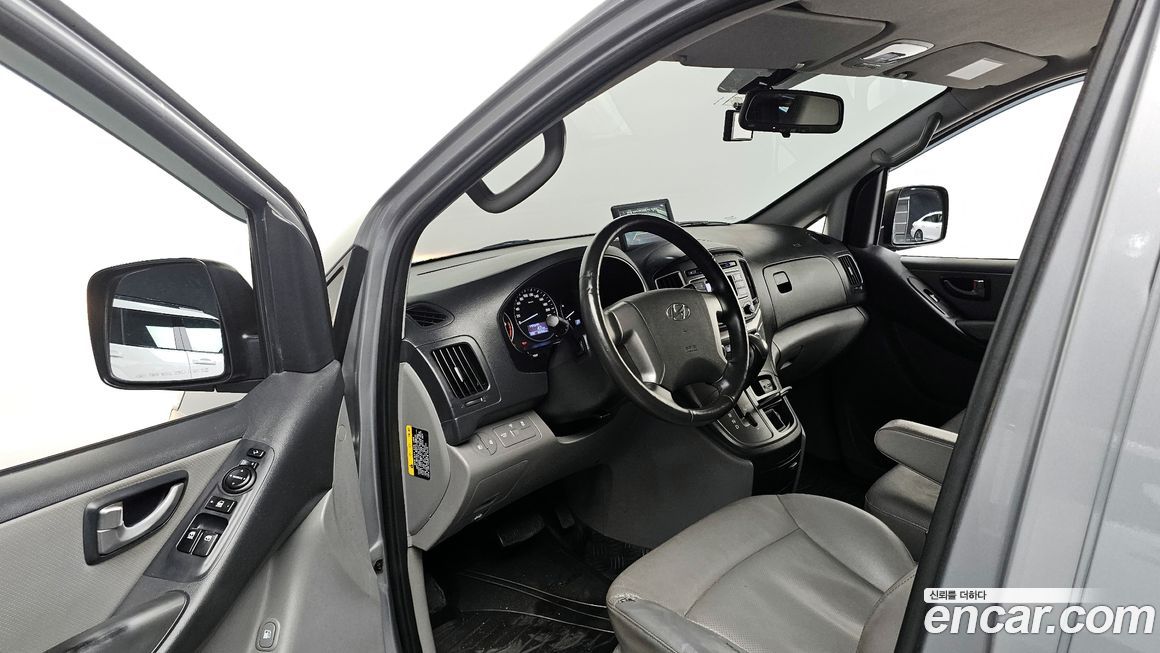 Hyundai Starex 2021