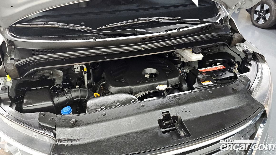 Hyundai Starex 2021